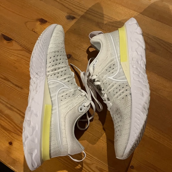 Nike React Infinity Run FlyKnit 2 - Picture 4 of 9
